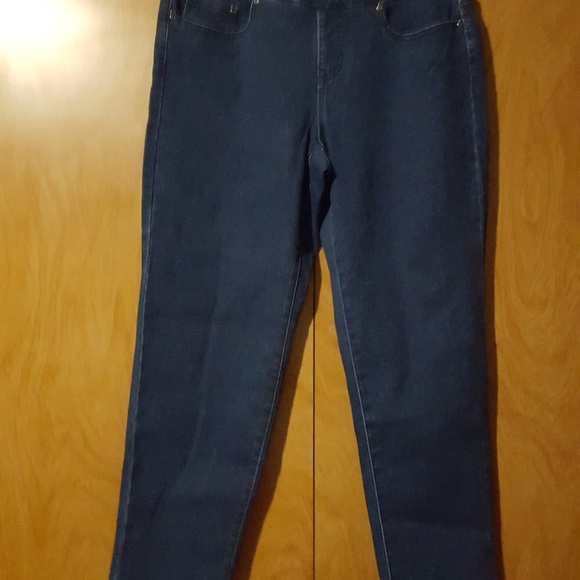 white stag pull on denim jeans